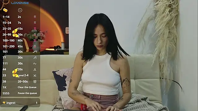 GerberaBlooms77 online show from February 2025 11:48:02 PM