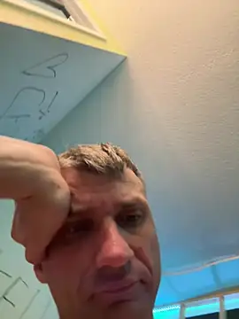 sexyhotstud12 online show from February 2025 03:10:02 AM