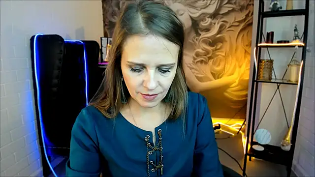 EmiliaBedy online show from January 2025 12:18:01 PM