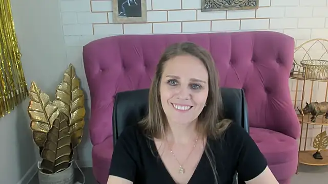 EmiliaBedy online show from February 2025 03:20:02 PM