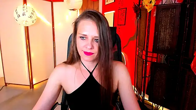 Snapshot of EmiliaBedy chatting on May 2026 05:14:02 AM EmiliaBedy online show from May 2026 05:14:02 AM
