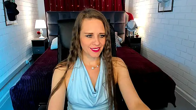 Snapshot of EmiliaBedy chatting on June 2026 05:21:02 AM EmiliaBedy online show from June 2026 05:21:02 AM