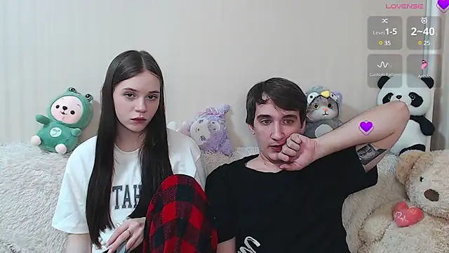 white-boo online show from February 2025 07:55:01 PM