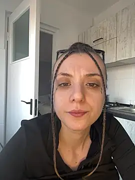 bunnythetailor online show from January 2025 02:47:02 PM