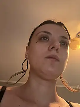 bunnythetailor online show from February 2025 07:14:02 PM