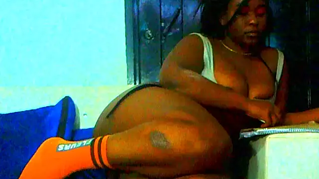 Snapshot of _GENEXYS_ chatting on February 2025 11:30:02 AM GENEXYS online show from February 2025 11:30:02 AM