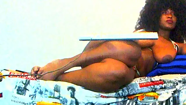 Snapshot of _GENEXYS_ chatting on February 2025 10:09:01 AM GENEXYS online show from February 2025 10:09:01 AM