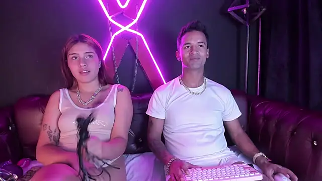 Nikki and Mayk online show from March 2025 02:57:02 AM