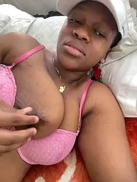 Boneca25 online show from February 2025 02:10:02 PM