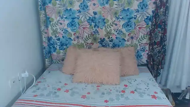 Sweeetnaughty online show from February 2025 03:03:01 PM