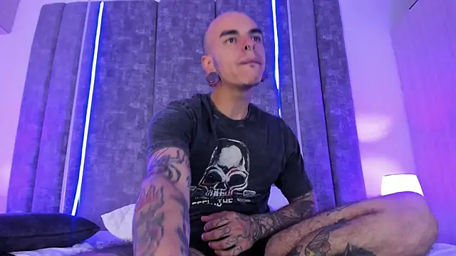 kaletattoo online show from January 2025 10:45:01 PM