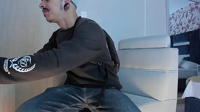 kaletattoo online show from April 2026 11:11:01 AM