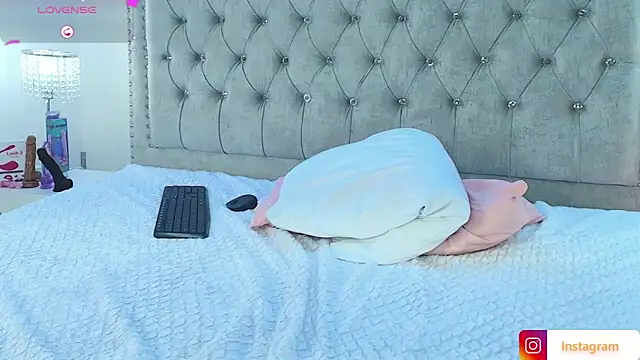 Milu ballmer online show from March 2025 03:29:02 PM