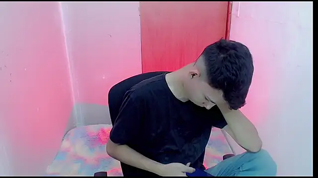 Alexxx lov online show from February 2025 12:33:01 PM