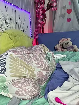 vicky  skinny 1 online show from February 2025 02:43:02 PM