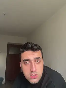 Snapshot of emrreeizm chatting on March 2026 05:00:01 AM emrreeizm online show from March 2026 05:00:01 AM