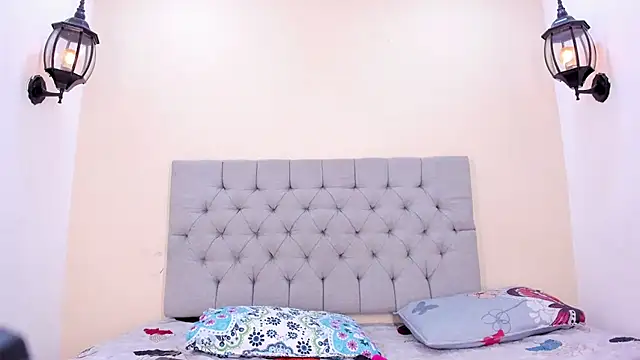 Dakkota Fox online show from October 2025 01:19:01 AM