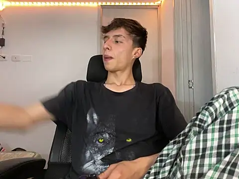 Juanmres online show from October 2025 01:12:02 AM