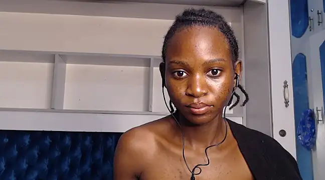 Snapshot of YoungDiva69 chatting on March 2025 05:56:01 PM YoungDiva69 online show from March 2025 05:56:01 PM