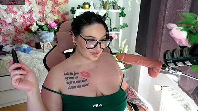 Jinyxx3 online show from May 2026 07:38:01 AM