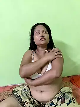 Snapshot of hornysania123 chatting on February 2025 09:46:01 PM hornysania123 online show from February 2025 09:46:01 PM