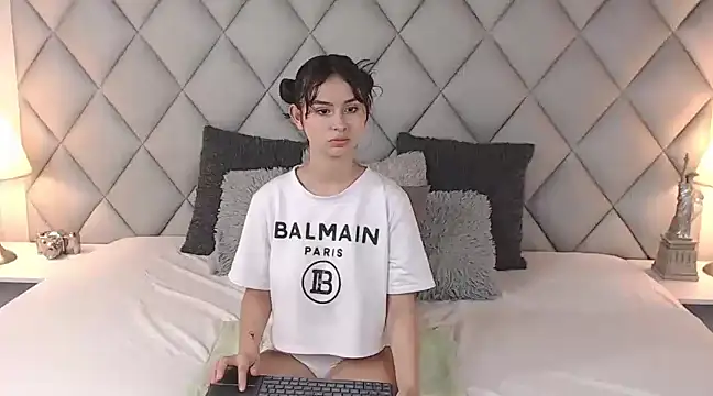 LalyCastro online show from February 2025 07:16:02 PM