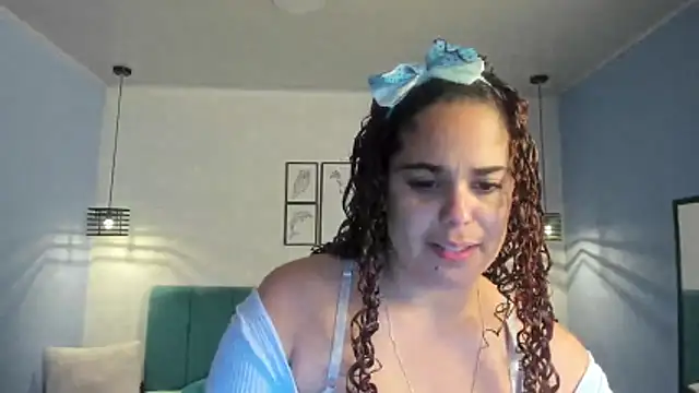 Snapshot of ninna_curly chatting on May 2026 03:35:02 AM ninna curly online show from May 2026 03:35:02 AM