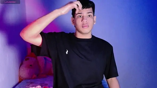 Santiago-Thompson online show from March 2026 11:20:02 PM