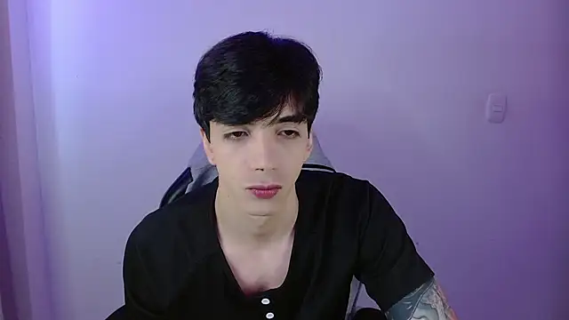 H3ll B0I online show from April 2026 11:03:02 AM