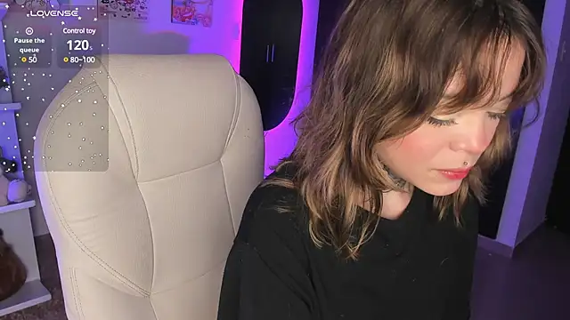 Snapshot of sabrinamoonie chatting on February 2025 12:03:02 PM sabrinamoonie online show from February 2025 12:03:02 PM