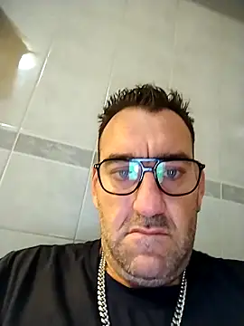 Snapshot of Hardasanut chatting on November 2025 09:25:02 PM Hardasanut online show from November 2025 09:25:02 PM