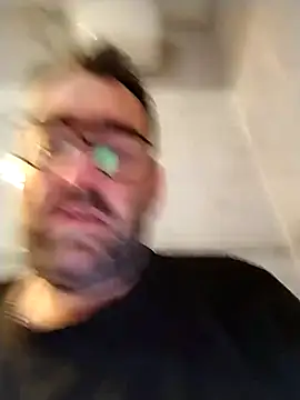 Snapshot of Hardasanut chatting on November 2025 09:28:01 PM Hardasanut online show from November 2025 09:28:01 PM