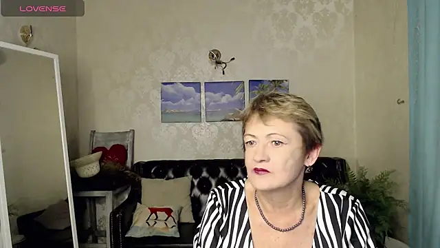 SexyGrandma  online show from October 2025 03:46:02 PM