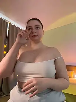 DearAlise online show from February 2025 01:22:02 PM