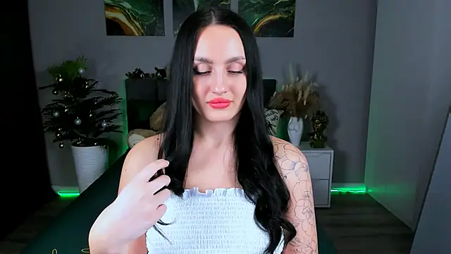 EmiliaBeynard online show from February 2025 01:38:01 PM