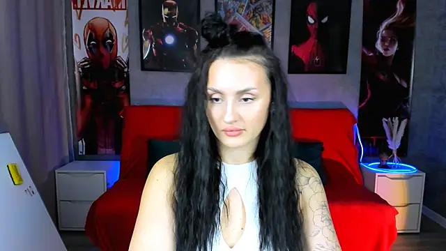 EmiliaBeynard online show from February 2025 02:05:01 PM