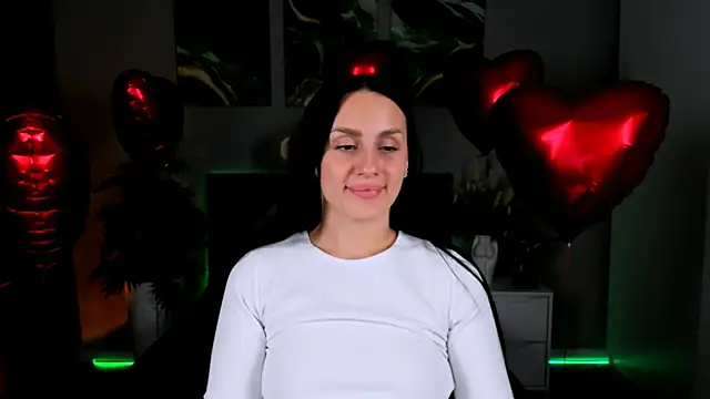 EmiliaBeynard online show from February 2025 04:28:01 PM