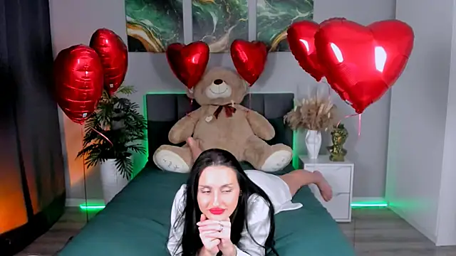 EmiliaBeynard online show from February 2025 07:33:02 PM