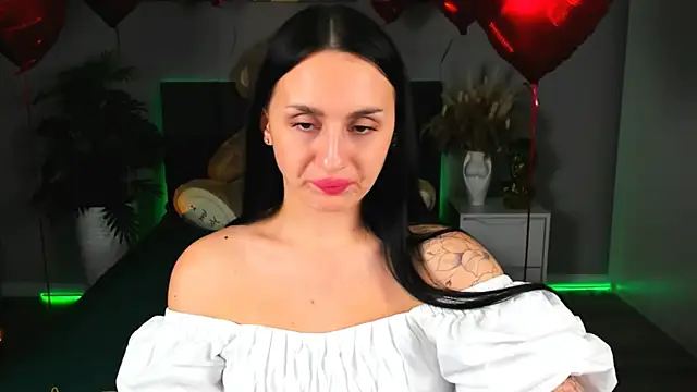 EmiliaBeynard online show from February 2025 05:04:01 PM