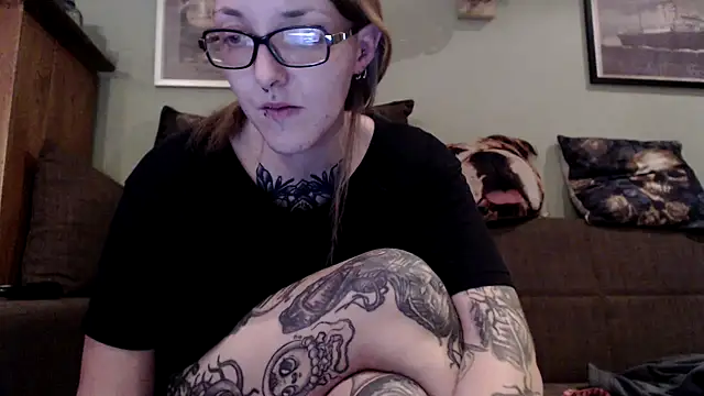 Astrid-Gilbert online show from January 2025 09:28:01 PM