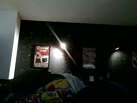 Astrid-Gilbert online show from April 2026 10:25:02 PM