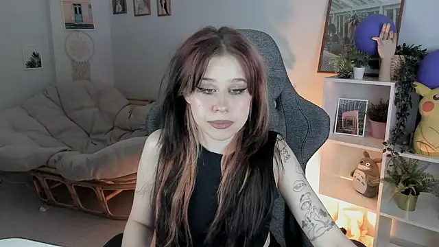 Snapshot of MisaPage chatting on February 2025 12:11:02 PM MisaPage online show from February 2025 12:11:02 PM