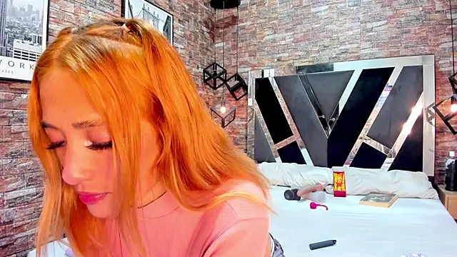 zoe taylorr1 online show from January 2025 03:44:01 AM