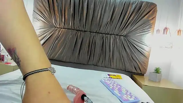 zoe taylorr1 online show from March 2025 07:21:02 AM