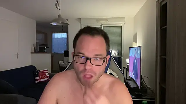 Funnyjul31 online show from February 2025 05:53:02 PM