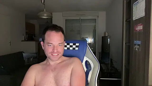 Funnyjul31 online show from March 2025 06:25:01 PM