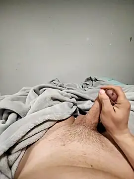 Snapshot of ElCastigador09 chatting on March 2025 11:05:01 PM ElCastigador09 online show from March 2025 11:05:01 PM