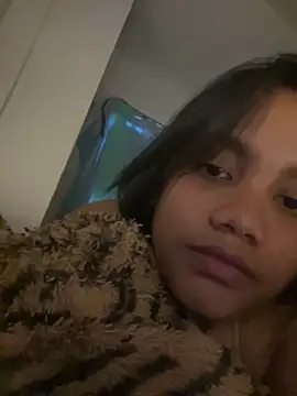 my cam online show from March 2025 09:37:01 PM