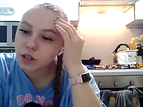 Snapshot of Misssweet_s chatting on January 2025 05:48:01 PM Misssweet s online show from January 2025 05:48:01 PM