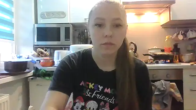 Snapshot of Misssweet_s chatting on February 2025 05:32:01 AM Misssweet s online show from February 2025 05:32:01 AM